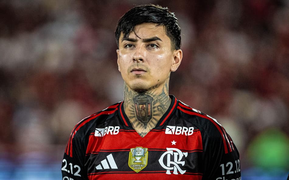 Pulgar em ação pelo Flamengo (Foto: Affonso Andrade/Agência F8/Gazeta Press)