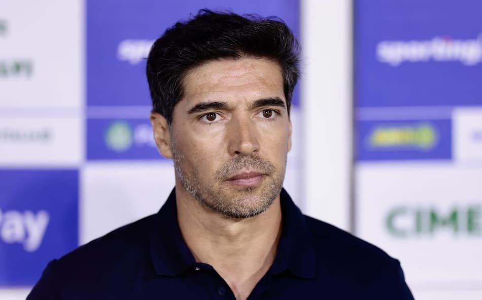 Abel Ferreira comanda o Palmeiras contra o Fluminense (Foto: Marcello Zambrana/Agif/Gazeta Press)