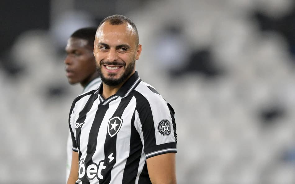 Arthur Cabral em Botafogo x Boavista (Foto: AndrÃ© Fabiano/Código19/Gazeta Press