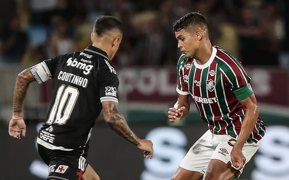 Coutinho e Thiago Silva em Fluminense x Vasco pela Copa do Brasil (Foto: Lucas Merçon/ Fluminense FC)