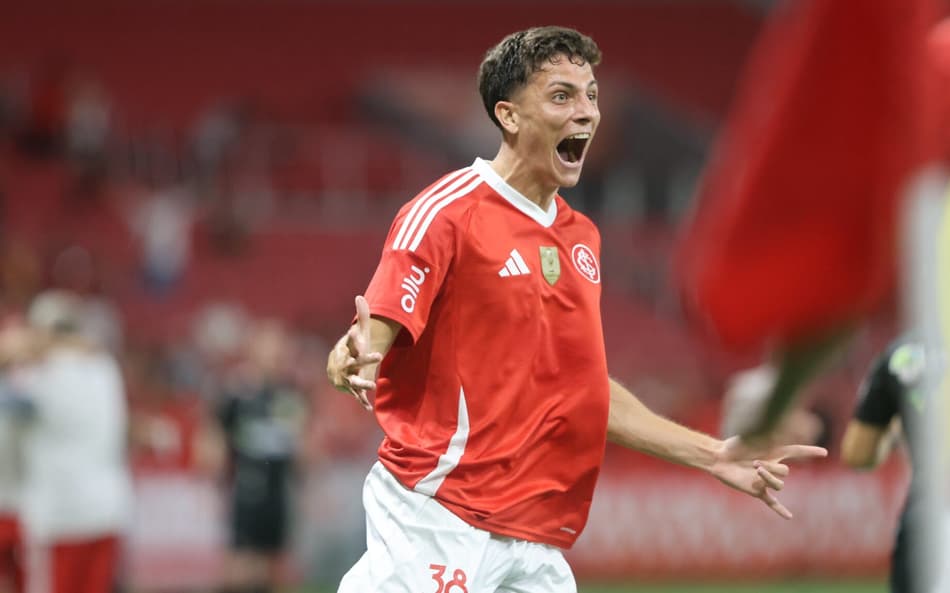 Diego Coser, comemora gol do Internacional