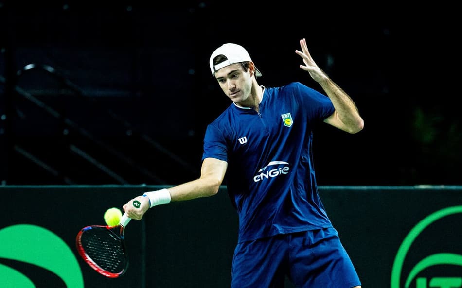 Gustavo Heide no treino em Vancouver para a Copa Davis (Foto: André Gemmer/CBT)