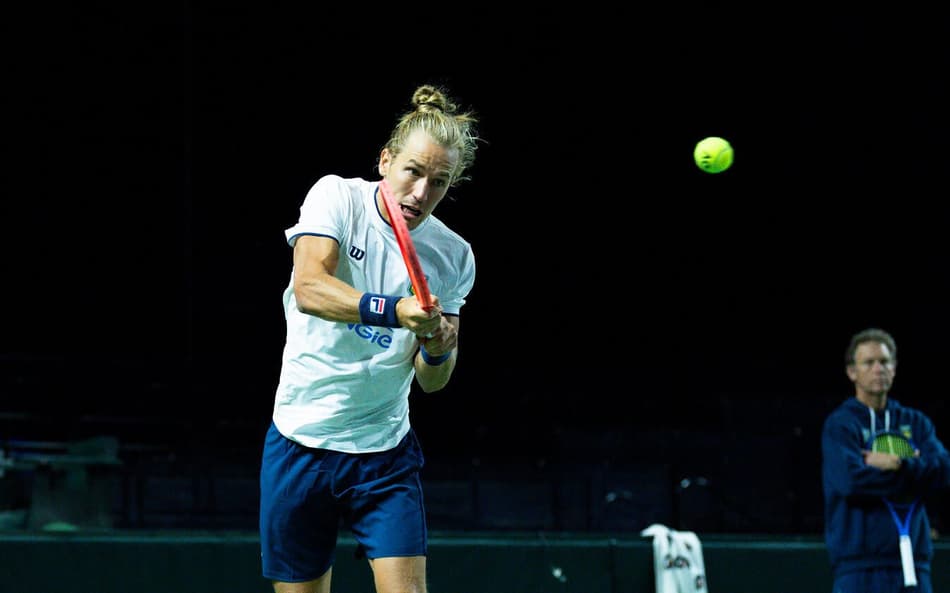 O duplista Rafael Matos no treino do Brasil no Canadá, pela Davis