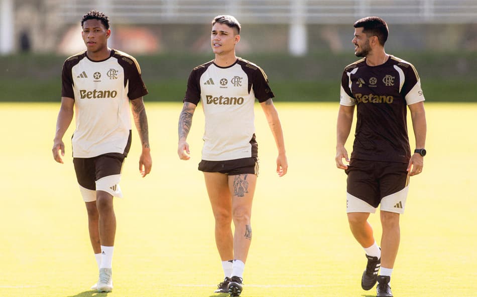 Luiz Araújo durante treino do Flamengo no Ninho do Urubu (Foto: Adriano Fontes/Flamengo)