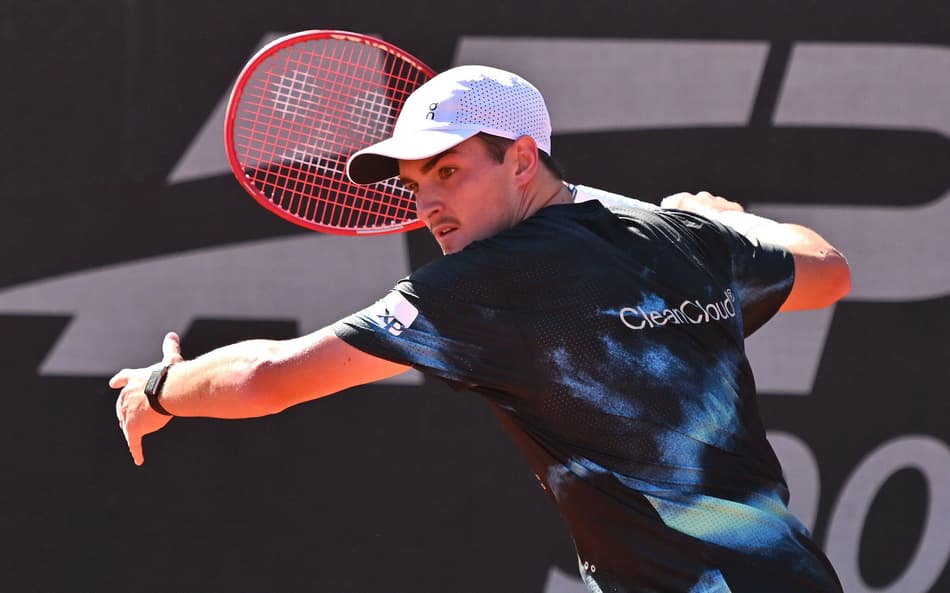 João Fonseca em treino no Rio Open (Foto: João Pires/Fotojump)