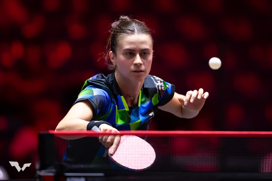 Bruna Takahashi cai na fase de 64 das disputas de simples no WTT Singapura 2026 (Foto: World Table Tennis)