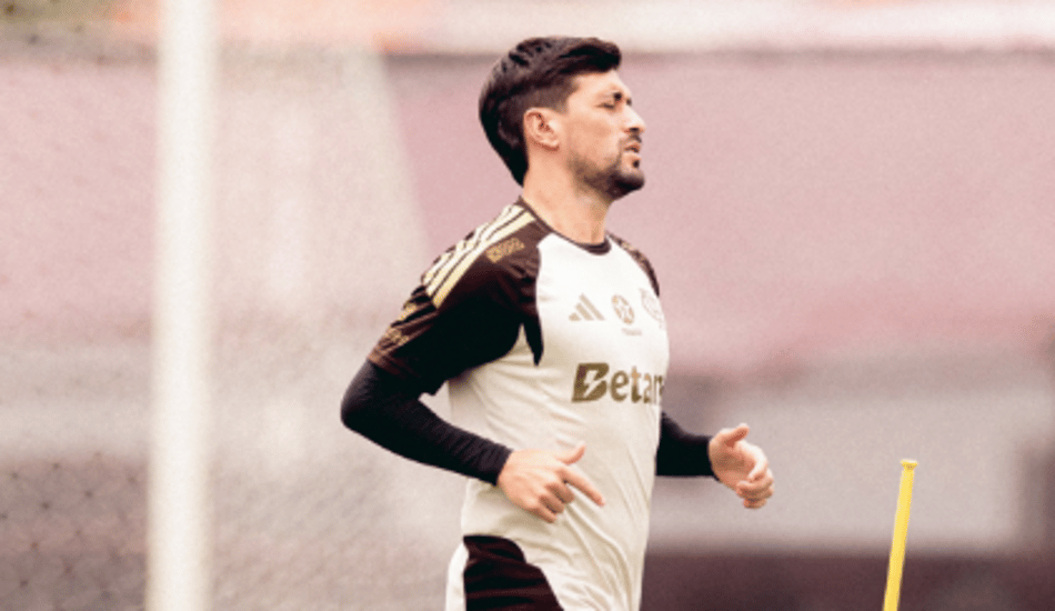 Arrascaeta em treino do Flamengo (Foto: Adriano Fontes/Flamengo)