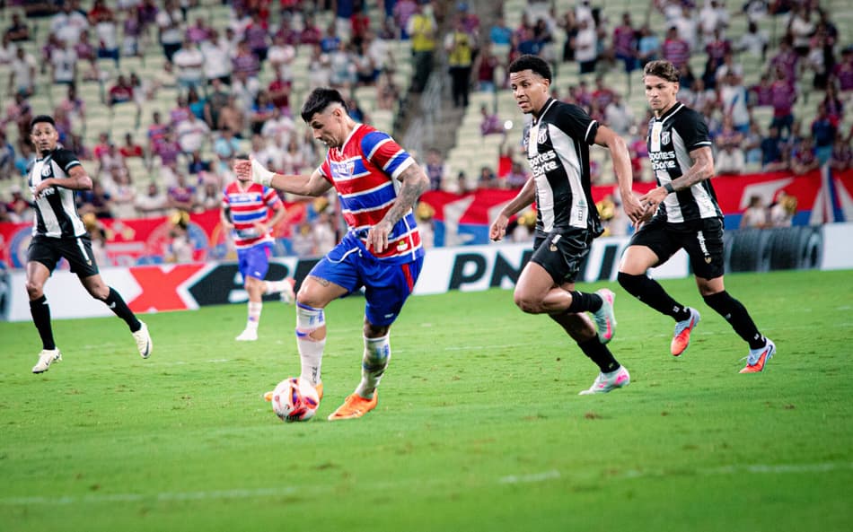 Partida entre Ceará e Fortaleza, pelo Campeonato Cearense (Foto: Mateus Lotif/Fortaleza EC)