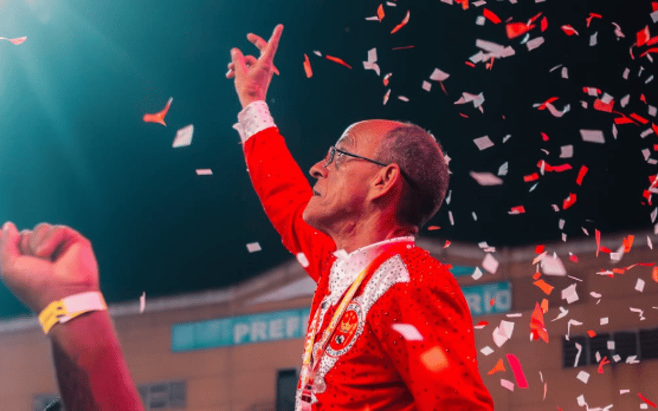 Mestre Ciça relembra desfiles em homenagem a Vasco e Flamengo: 'Não foi fácil'