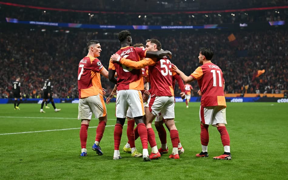 Com gol de Gabriel Sara Galatasaray vence Juventus na Champions League