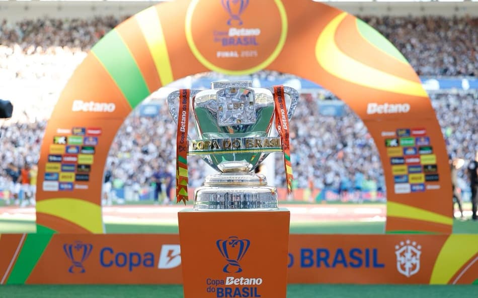 Troféu da Copa do Brasil (Foto: Rafael Ribeiro/CBF)