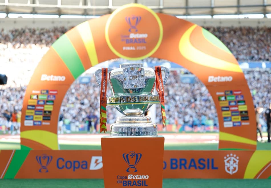 Troféu da Copa do Brasil (Foto: Rafael Ribeiro/CBF)