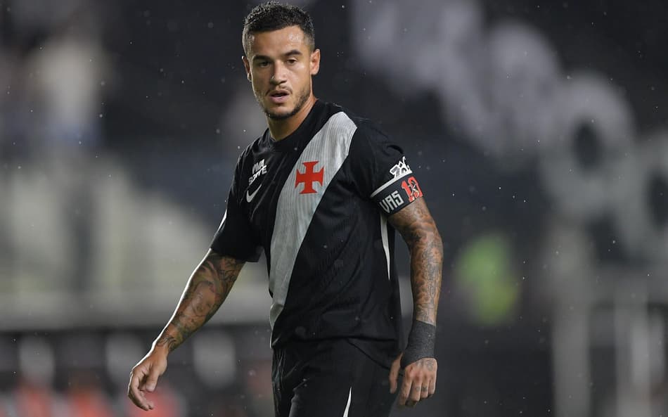Coutinho jogador do Vasco durante partida contra o Chapecoense