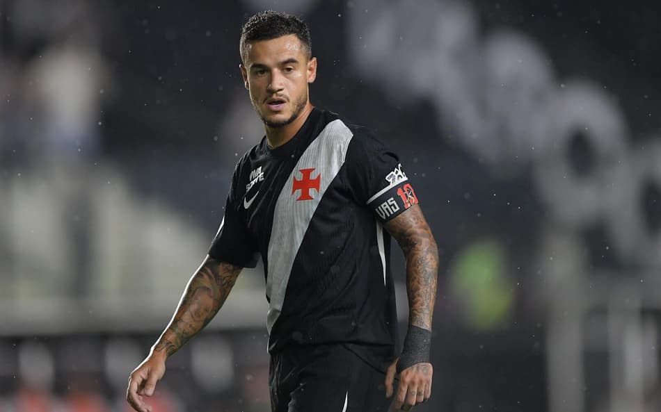 Coutinho jogador do Vasco durante partida contra o Chapecoense