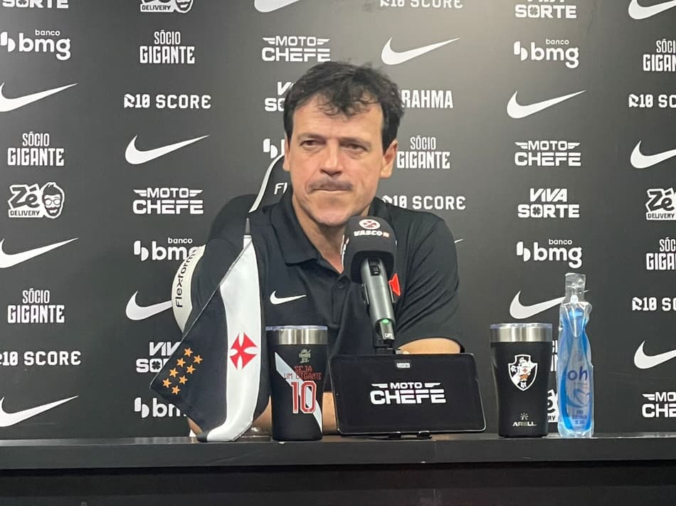 Fernando Diniz Vasco coletiva