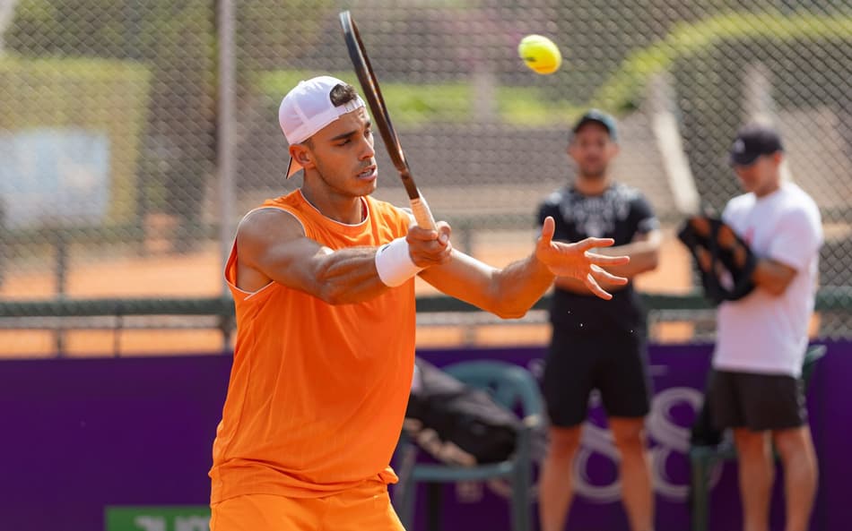 O argentino Francisco Cerúndolo, o principal cabeça de chave do ATP 250 de Buenos Aires (Divulgação)