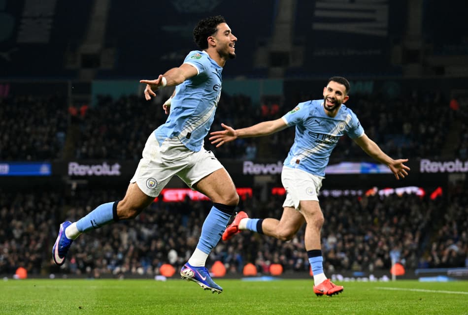 Pela Copa da Liga Inglesa, o Manchester City venceu o Newcastle por 3 a 1 (Foto: Oli SCARFF / AFP)