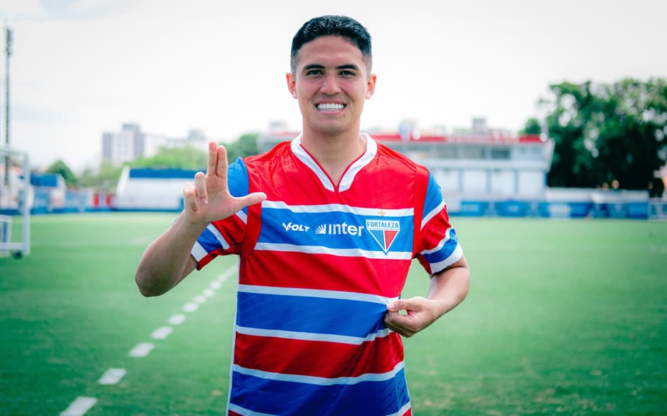 Paulinho é o novo lateral do Fortaleza (Foto: Mateus Lotif/Fortaleza EC)