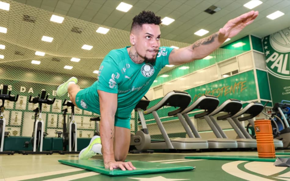 Paulinho, atacante do Palmeiras