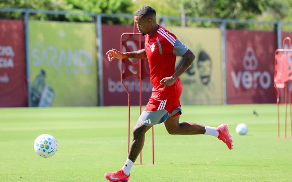 Alerrandro, novo atacante do Internacional