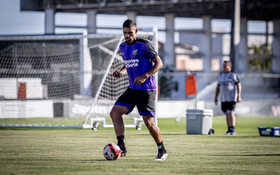 Ronald é o novo zagueiro do Ceará (Foto: Gabriel Silva/Ceará SC)
