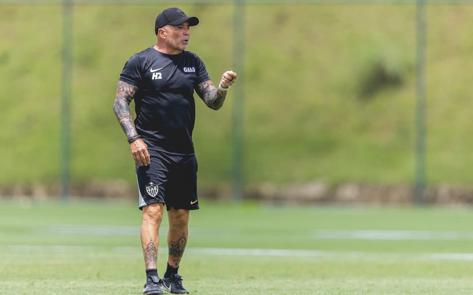Sampaoli na cidade do Galo (Foto: Pedro Souza / Atlético)
