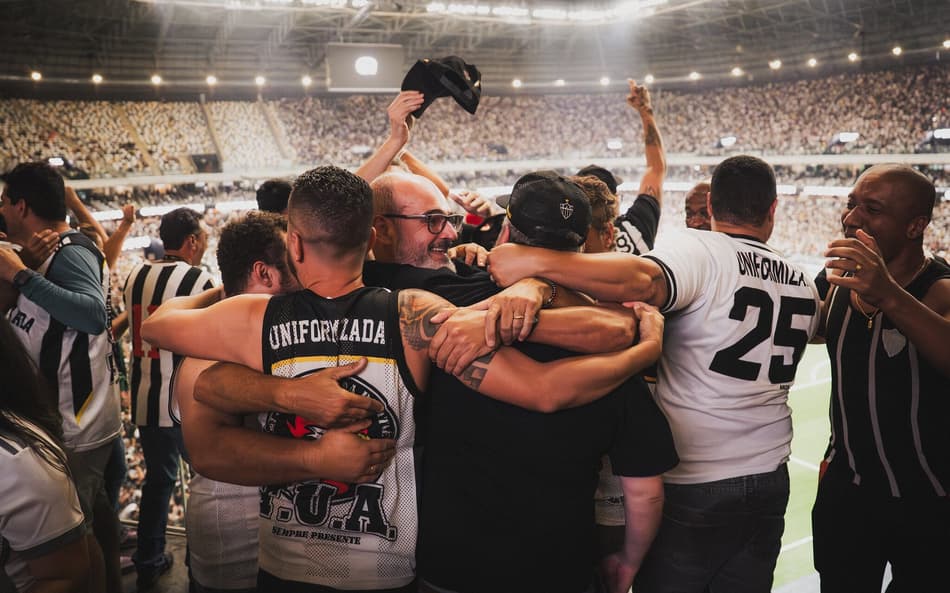Torcida do Galo comemorando classificação para final( Foto: Luís Amaral / Atlético)