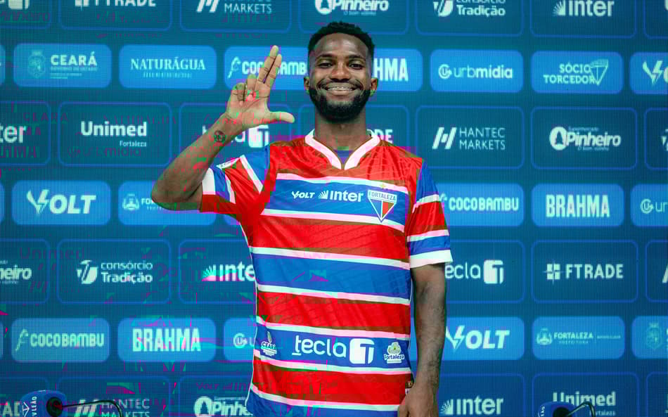 Vitinho é o novo atacante do Fortaleza (Foto: Mateus Lotif)