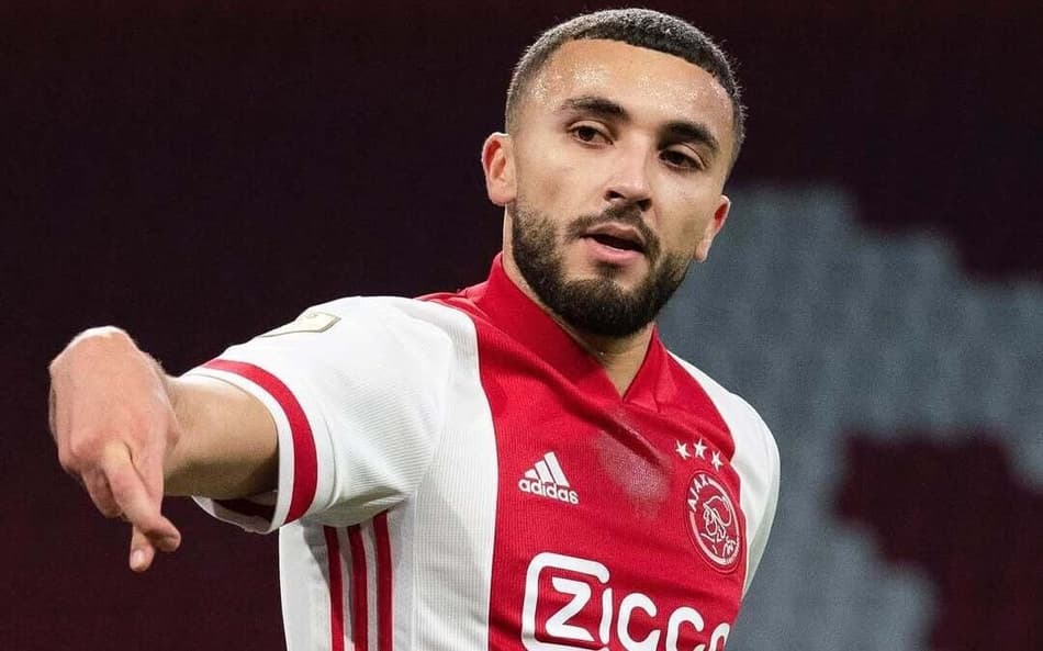 Zakaria Labyad acertou com o Corinthians (Foto: Divulgação/Ajax)