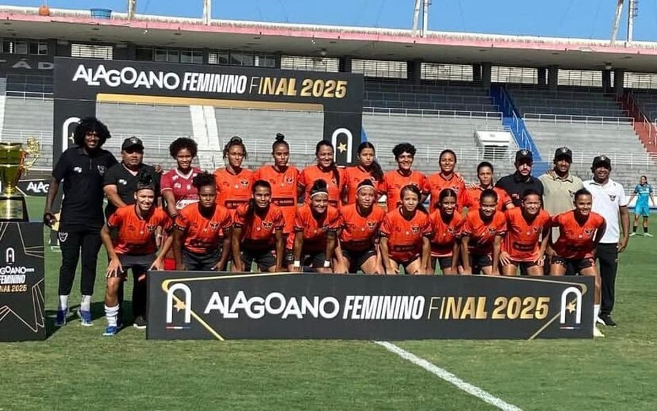 UDA conquista o 12º título alagoano de futebol feminino — Foto: ASCOM UDA