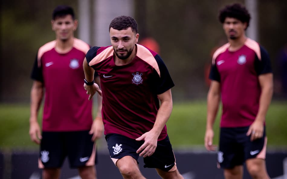 Corinthians já está trabalhando com o elenco do Corinthians (Foto: Rodrigo Coca/Agência Corinthians)