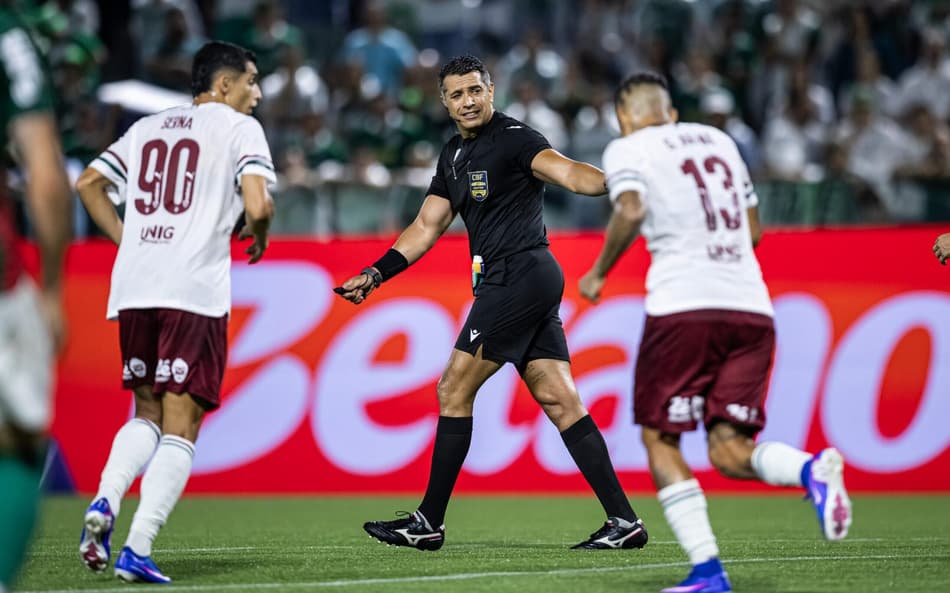 Palmeiras Fluminense árbitro