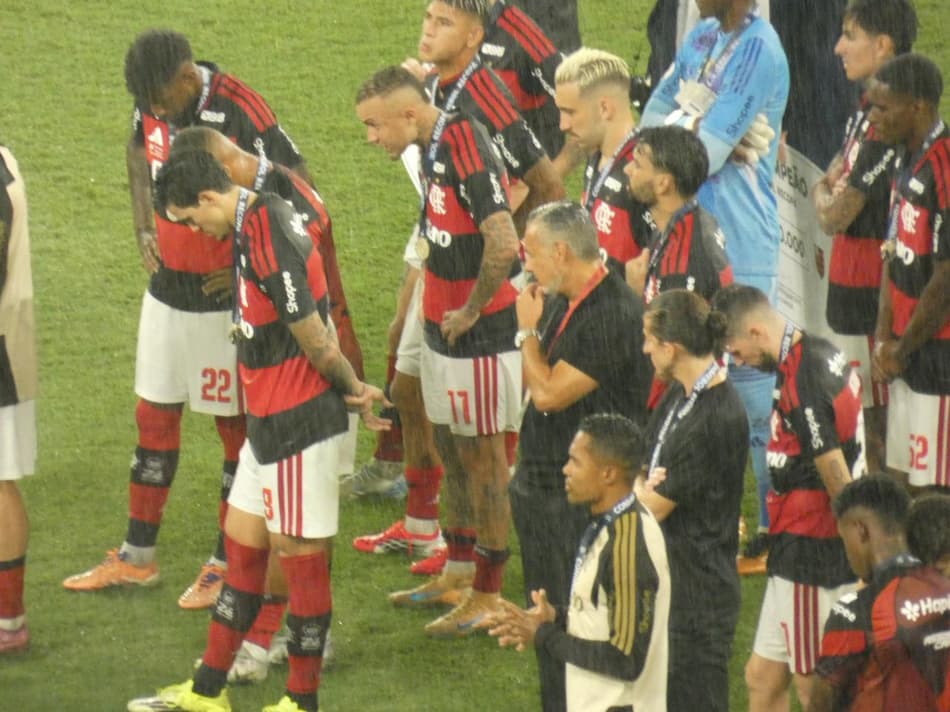 Jogadores do Flamengo após Flamengo x Lanús (Foto: Lucas Bayer/Lance!)