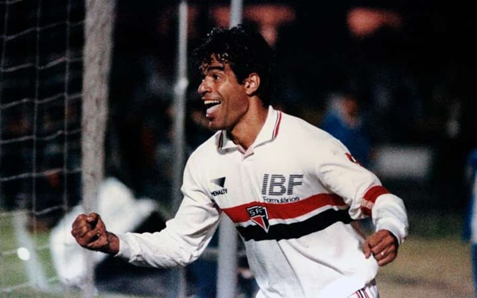1993 - São Paulo - Universidad Católica (Raí)