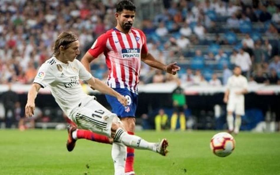 Diego Costa fez história com a camisa do Atlético de Madrid (Foto: Curto de la Torre / AFP)