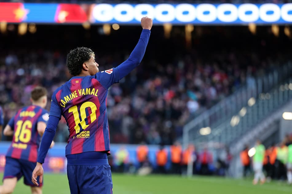 Lamine Yamal marcou um dos gols do Barcelona contra o Mallorca em La Liga (Foto: Josep LAGO / AFP)