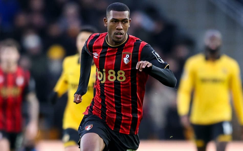 Na estreia de Rayan, o Bournemouth venceu o Wolves pela Premier League (Foto: Reprodução/X)