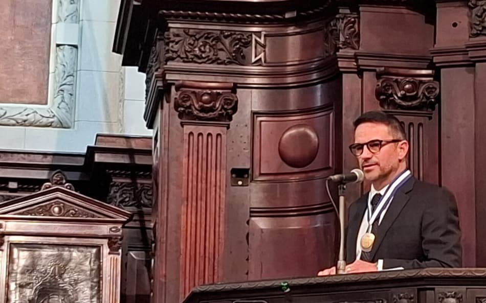 Rodrigo Caetano recebeu a Medalha Tiradentes por indicação do deputado Fred Pacheco