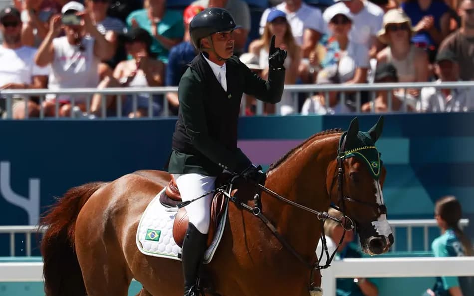 Ícone do esporte brasileiro, Rodrigo Pessoa nasceu em Paris