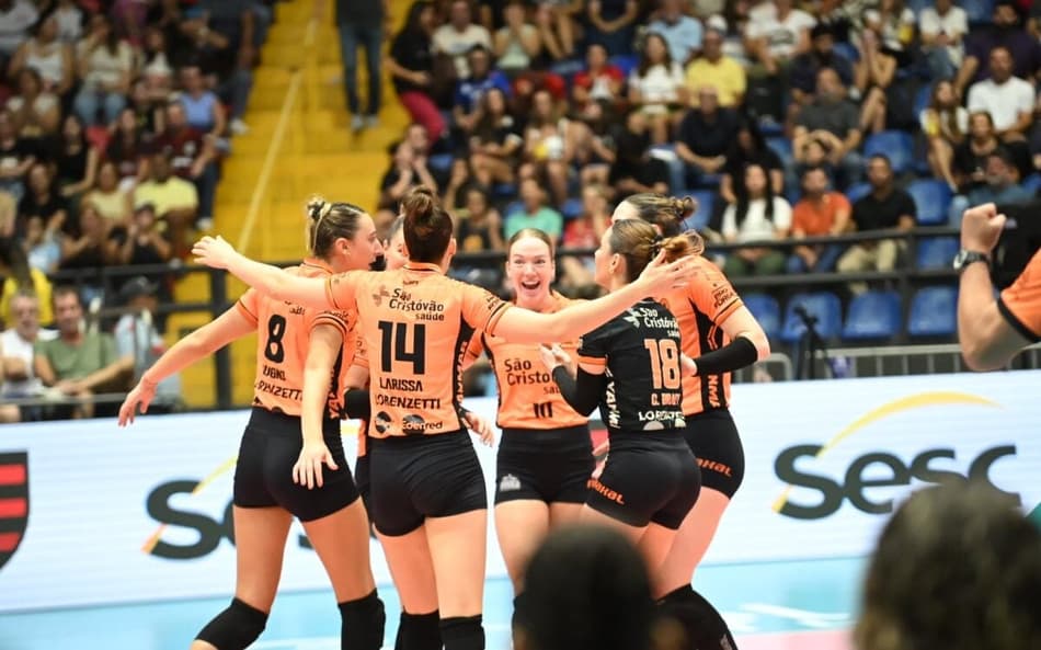 Osasco vence Sesc RJ Flamengo e é finalista da Copa Brasil de vôlei (Foto: Divulgação/ CBV)