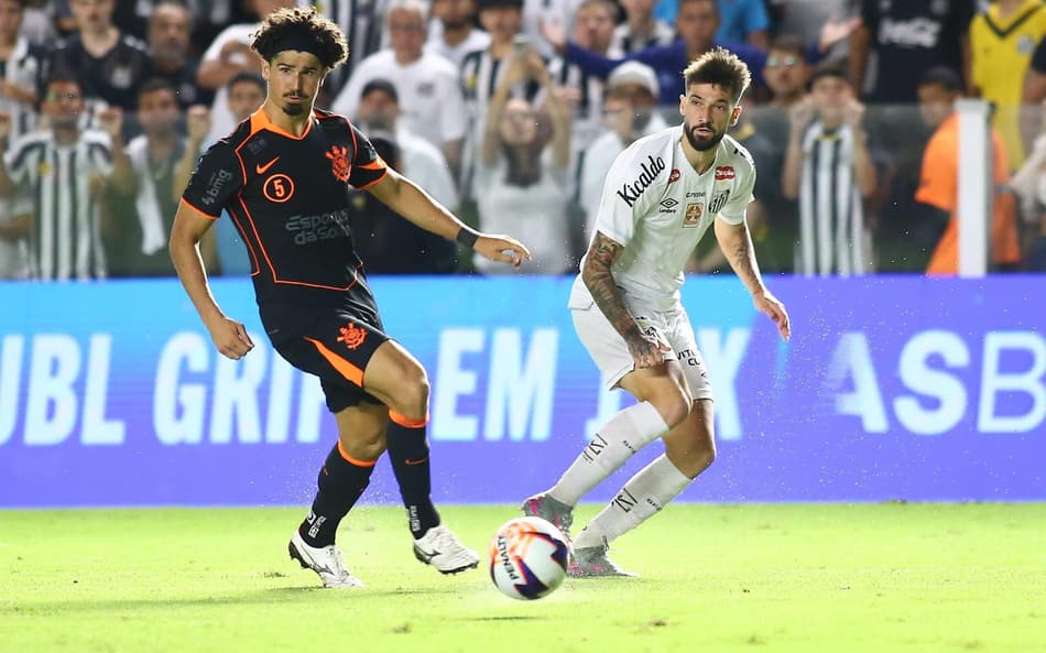 Santos e Corinthians empataram por 1 a 1 na Vila Belmiro (Foto: Raphael Campos Do Prado/MOCHILA PRESS)