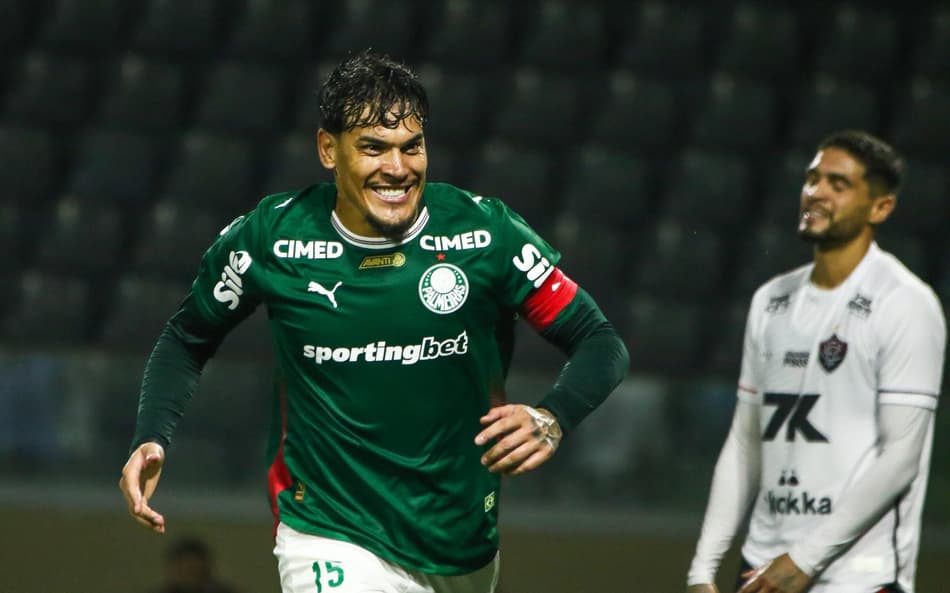 Gustavo Gómez comemora gol contra o Vitória (Foto: Vinicius Nunes/Agência F8/Gazeta Press
