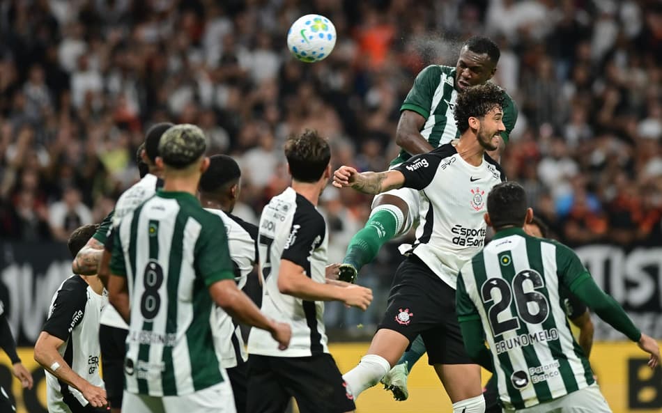 Coritiba venceu a primeira vez jogando na Neo Química Arena (Foto: Eduardo Carmim/Photo Premium/Gazeta Press)