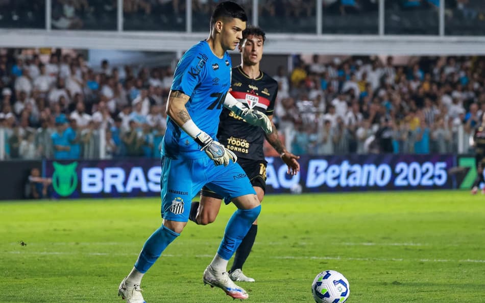 Gabriel Brazão durante clássico do Santos com o São Paulo. (Foto: LEO BARRILARI/Gazeta Press)