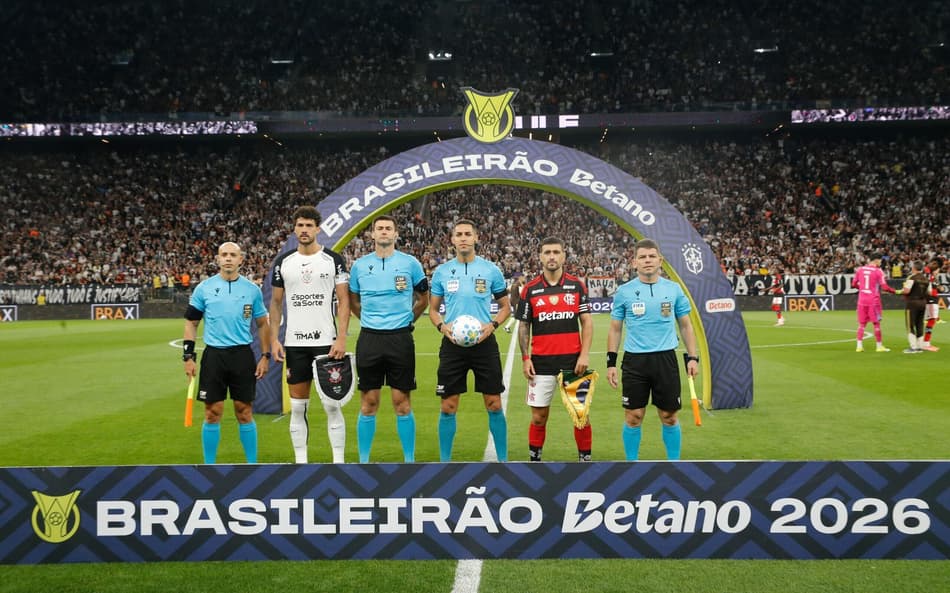 Equipe de arbitragem durante Corinthians x Flamengo (Foto: Luis MouraWpp/Gazeta Press)