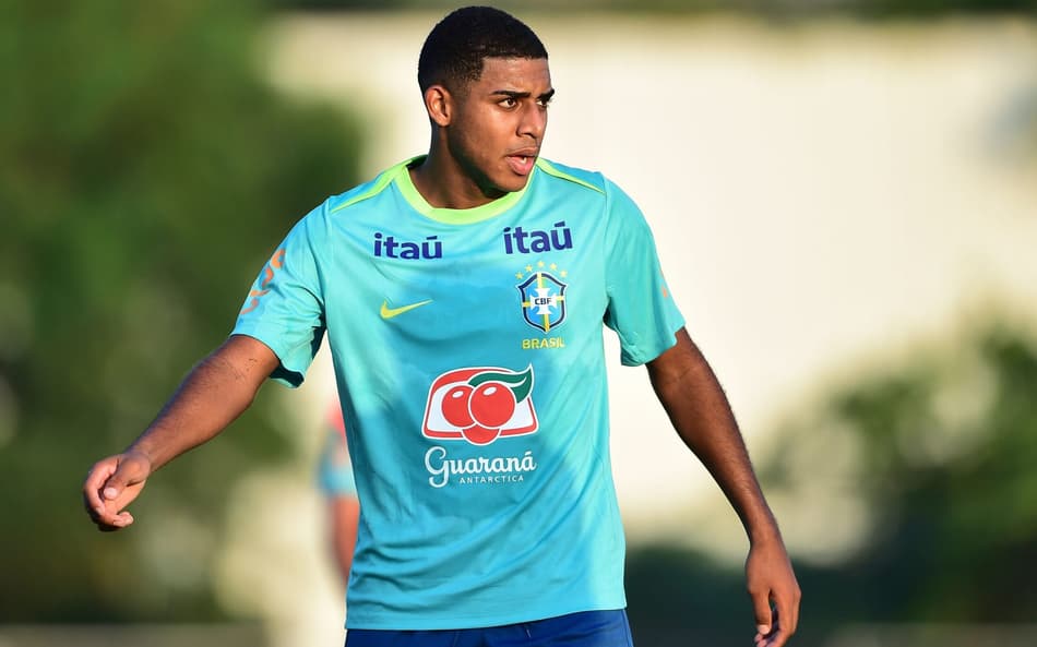 Gui Negão se machucou na Seleção de base (Foto: Staff Images / CBF)