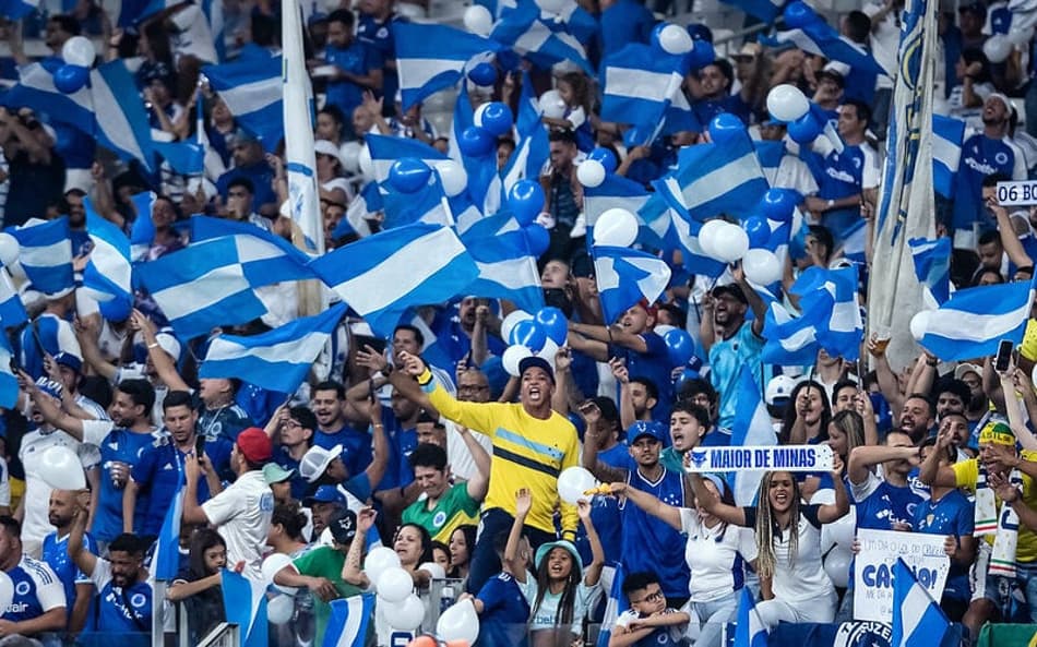 Torcida do Cruzeiro no Mineirão (Foto: Gustavo Aleixo/Cruzeiro)