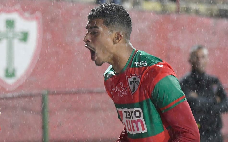 Renê está na mira do Corinthians (Foto: Divulgação/Portuguesa)