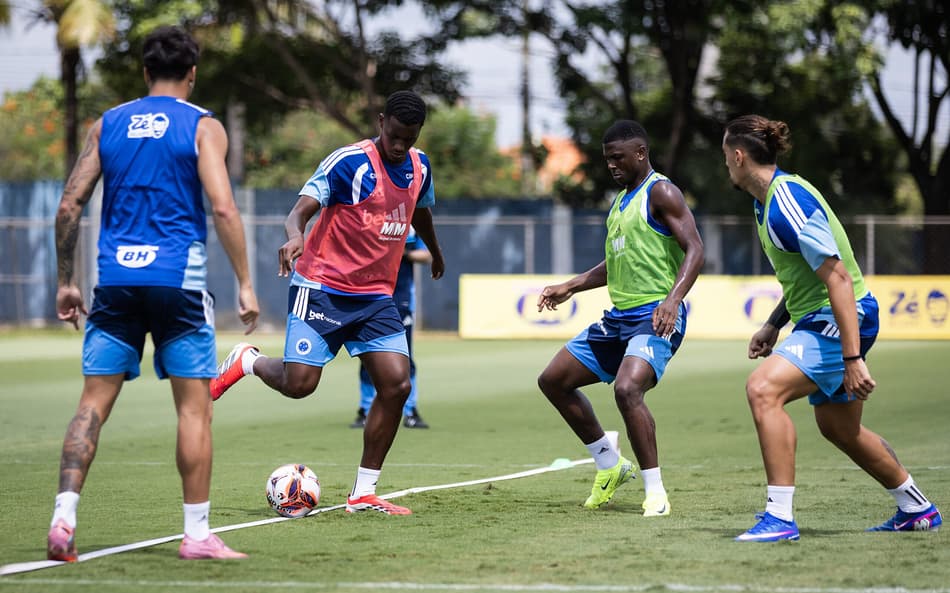 Treino, na Toca 2 (Foto: Gustavo Aleixo/Cruzeiro)