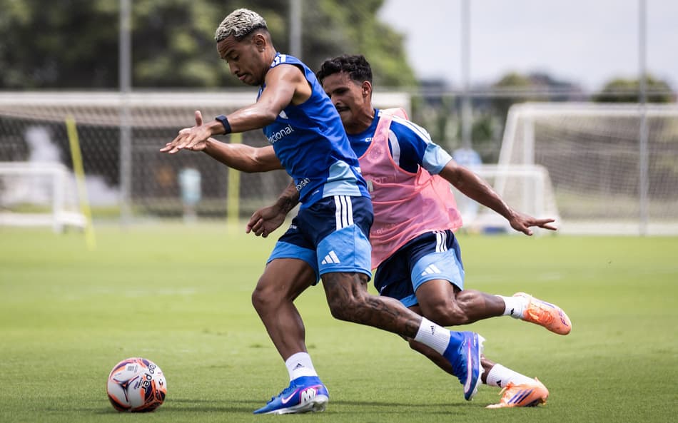 Treino, na Toca 2 (Foto: Gustavo Aleixo/Cruzeiro)